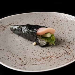 Spicy yellowtail hand roll